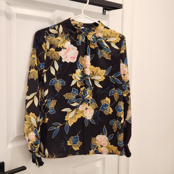 Shein Mulvari Floral Print Mock Neck Top - Picture 1 of 4